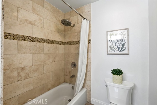 1110 E Meats Ave, Orange CA: https://media.crmls.org/medias/69883995-f1e8-4dea-8d76-dfb299a492fd.jpg