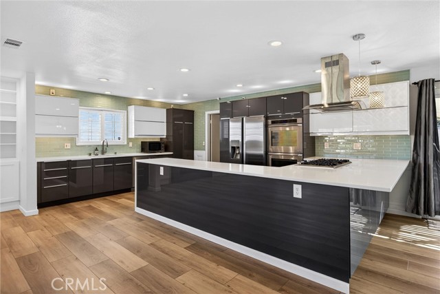 Detail Gallery Image 14 of 58 For 1742 N Albright Ave, Upland,  CA 91784 - 4 Beds | 2/1 Baths