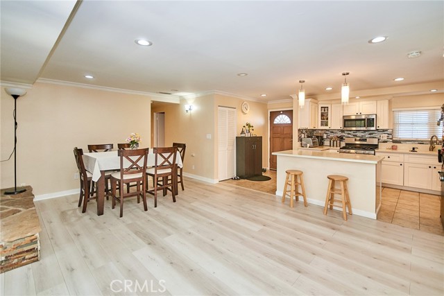 8757 Los Altos Drive, Buena Park CA: https://media.crmls.org/medias/6989245d-37e0-42e2-a72a-949f1eafb783.jpg