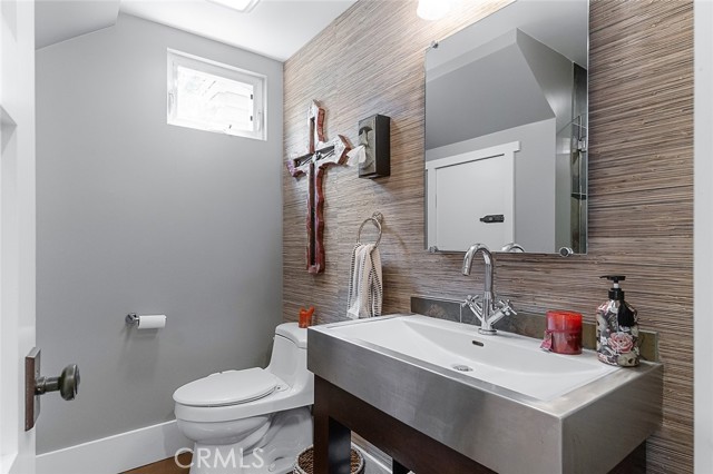 Detail Gallery Image 15 of 65 For 291 Argonne Ave, Long Beach,  CA 90803 - 5 Beds | 4 Baths
