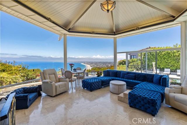 Detail Gallery Image 9 of 44 For 781 via Somonte, Palos Verdes Estates,  CA 90274 - 2 Beds | 3 Baths