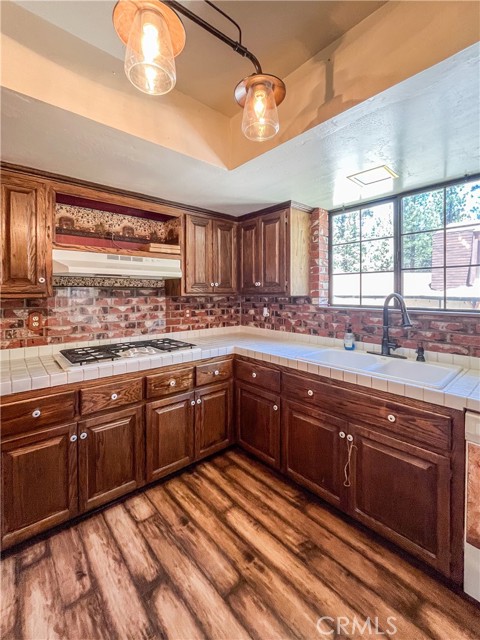1125 Hemlock Lane, Big Bear City CA: https://media.crmls.org/medias/698a2c1a-3e22-4335-bf7d-3ccea7910cc7.jpg
