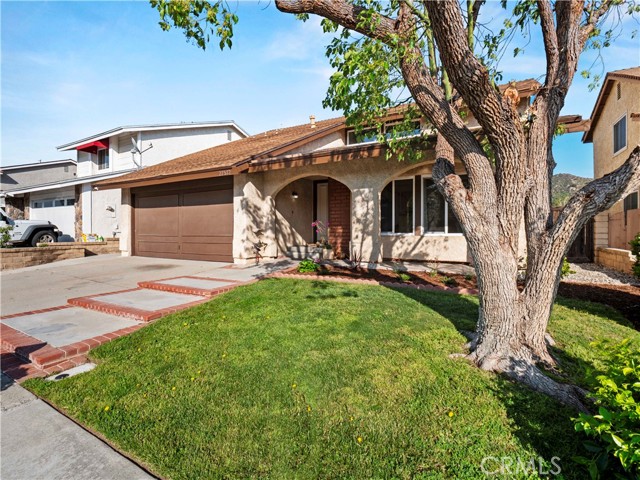 27572 Caraway Lane, Saugus CA: https://media.crmls.org/medias/698a4a18-40fa-4a0d-90b2-faa856dd6e04.jpg