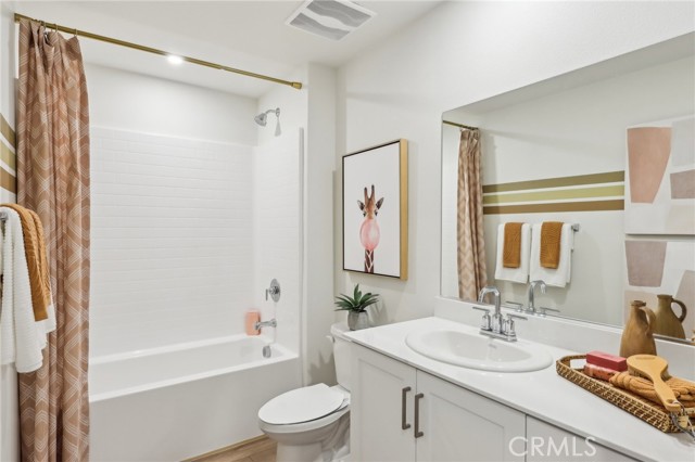 Detail Gallery Image 15 of 18 For 15535 April Dawn Way #3,  Fontana,  CA 92336 - 3 Beds | 2/1 Baths
