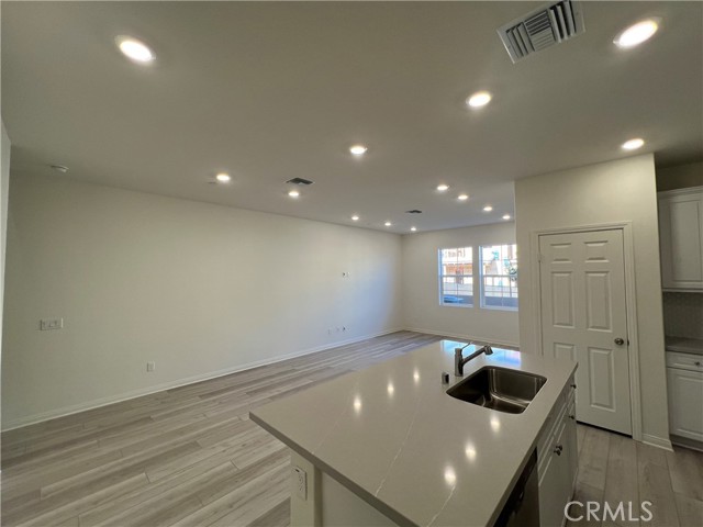 4227 E. Carmel Privado, Ontario, California 91761, 3 Bedrooms Bedrooms, ,2 BathroomsBathrooms,Residential Lease,For Rent,4227 E. Carmel Privado,CRPW25156689