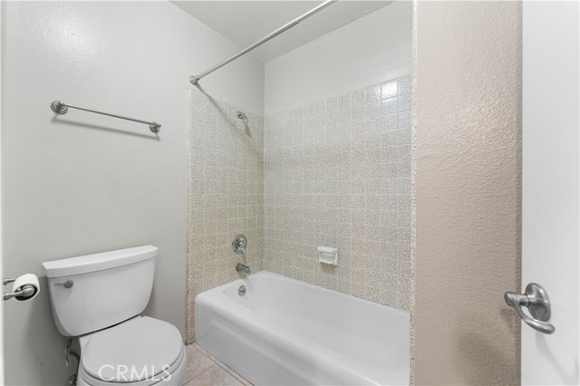 Detail Gallery Image 36 of 55 For 44125 Planet Cir, Lancaster,  CA 93536 - 2 Beds | 2 Baths