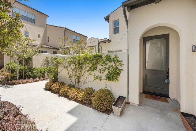 Detail Gallery Image 2 of 30 For 144 Elkhorn, Irvine,  CA 92618 - 3 Beds | 3/1 Baths
