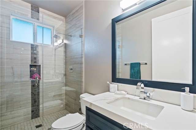 Detail Gallery Image 21 of 33 For 5721 Winchester Ct, Rancho Cucamonga,  CA 91737 - 5 Beds | 5/1 Baths