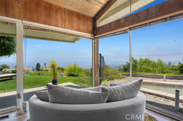 3111 Deluna Drive, Rancho Palos Verdes CA: https://media.crmls.org/medias/698c6f82-f7bf-404f-a27d-6651ca2406cb.jpg