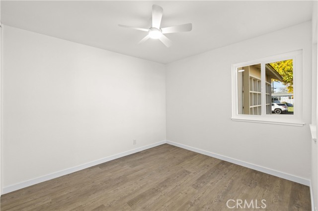 Detail Gallery Image 13 of 27 For 44054 Elm Ave, Lancaster,  CA 93534 - 4 Beds | 2 Baths