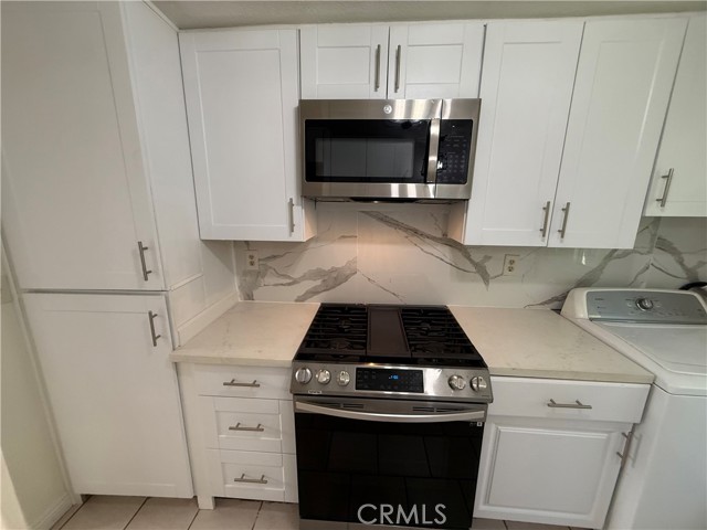 Detail Gallery Image 6 of 20 For 9240 Date St 10a,  Fontana,  CA 92335 - 2 Beds | 1/1 Baths