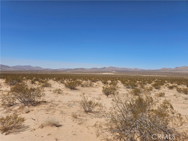 Detail Gallery Image 6 of 7 For 400 Granite (Near) Rd., Lucerne Valley,  CA 92356 - – Beds | – Baths