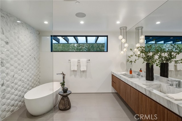 Detail Gallery Image 25 of 43 For 4242 Vantage Ave, Studio City,  CA 91604 - 5 Beds | 4/1 Baths