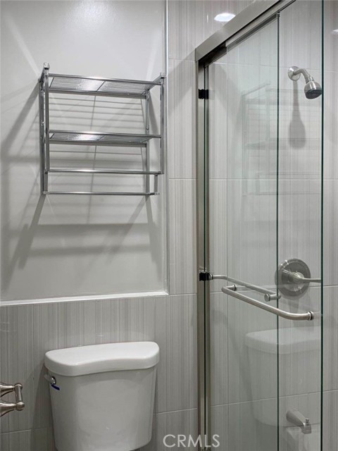 Detail Gallery Image 17 of 20 For 509 W Duarte #B,  Monrovia,  CA 91016 - 2 Beds | 3 Baths