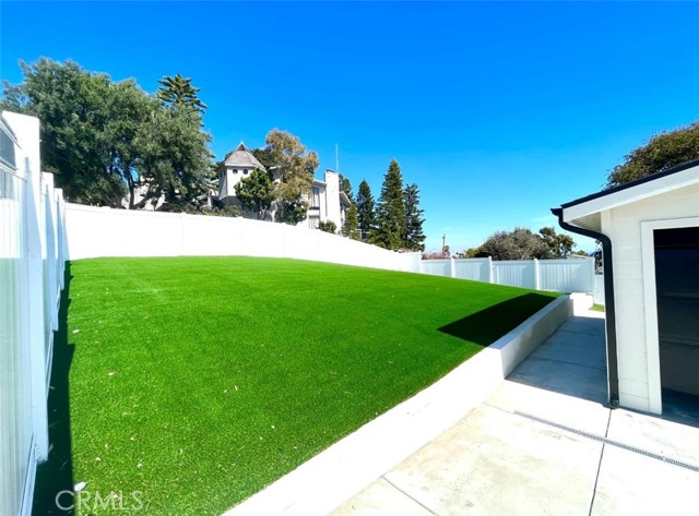 624 W 38th Street, San Pedro CA: https://media.crmls.org/medias/69900a69-5ab2-4e85-9196-dbec37fe3613.jpg