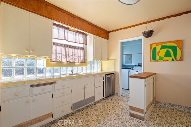 Detail Gallery Image 9 of 41 For 461 W 11th St, San Pedro,  CA 90731 - 2 Beds | 1 Baths