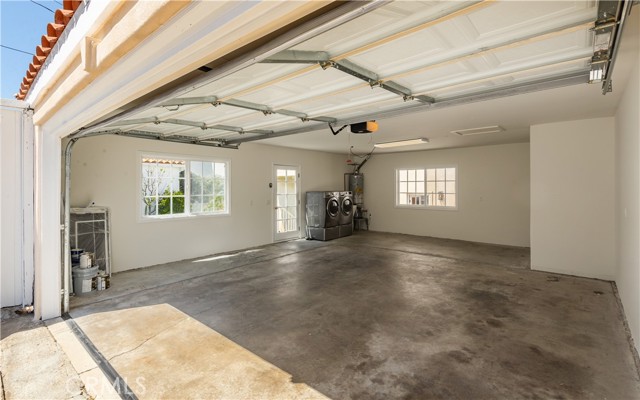 608 Knob Hill Avenue, Redondo Beach, California 90277, 3 Bedrooms Bedrooms, ,2 BathroomsBathrooms,Residential,For Sale,Knob Hill,SB26073677