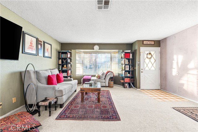 Detail Gallery Image 9 of 57 For 42902 Sachs, Lancaster,  CA 93536 - 4 Beds | 2 Baths