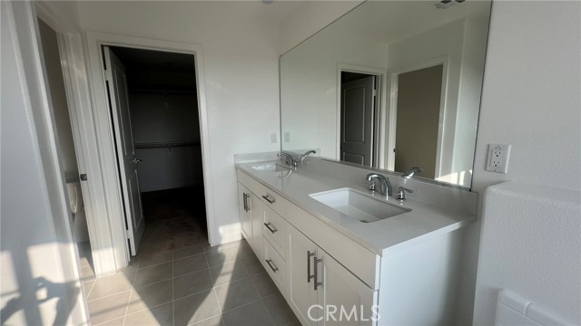 Detail Gallery Image 12 of 19 For 10840 Pala Bells St, Loma Linda,  CA 92354 - 3 Beds | 2/1 Baths