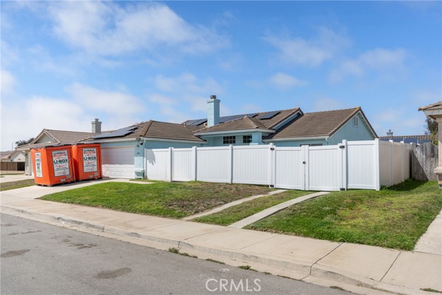 Detail Gallery Image 1 of 21 For 5095 Pacific Dunes Cir, Guadalupe,  CA 93434 - 3 Beds | 2 Baths