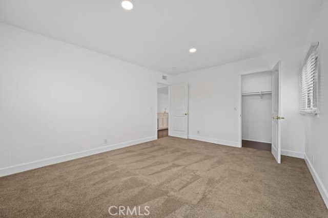 9572 Indian Wells Circle, Huntington Beach CA: https://media.crmls.org/medias/6990d0f3-0013-4e31-b450-4f5667167783.jpg