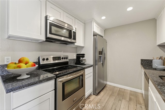 Detail Gallery Image 6 of 17 For 20702 El Toro Rd #94,  Lake Forest,  CA 92630 - 1 Beds | 1 Baths