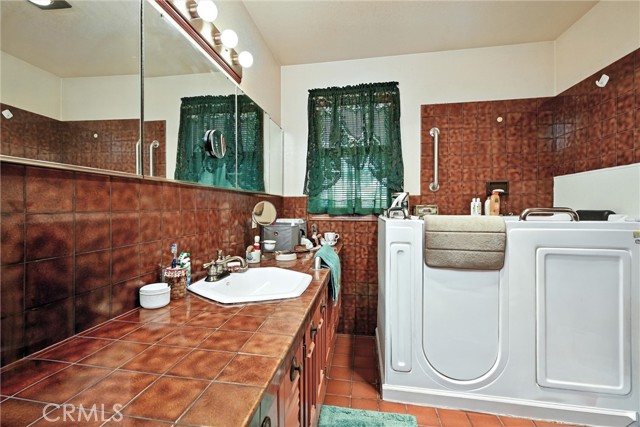 Detail Gallery Image 13 of 30 For 3663 Crestwood Dr, Kelseyville,  CA 95451 - 2 Beds | 2/1 Baths