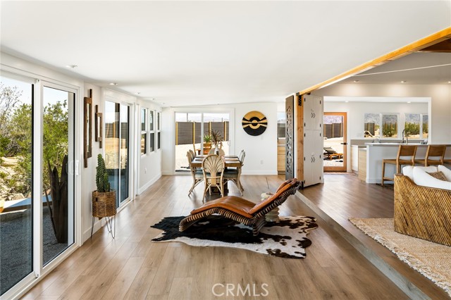 70315 Indian Trail, 29 Palms CA: https://media.crmls.org/medias/699336c4-3b12-4b20-ba26-aa51c2d9f365.jpg