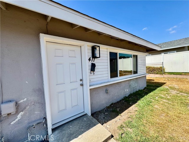 Detail Gallery Image 2 of 8 For 409 E Lemon Ave, Glendora,  CA 91740 - 2 Beds | 2 Baths