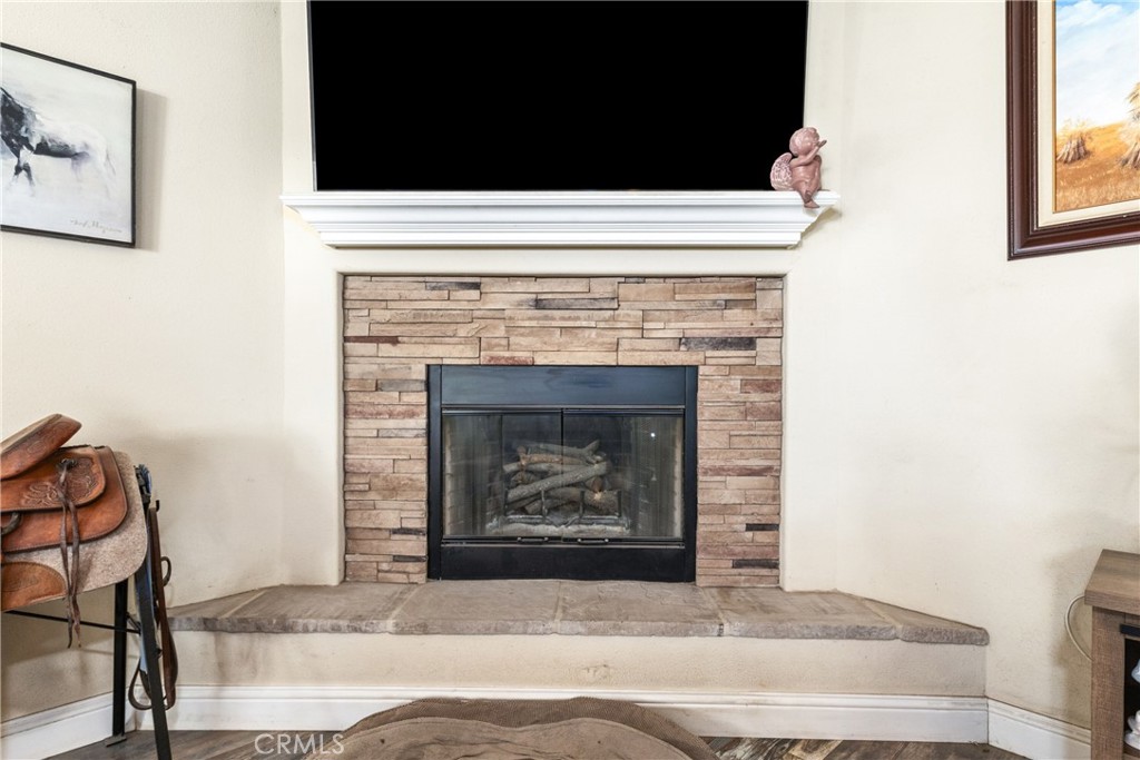 2023 Twelve Oaks Drive