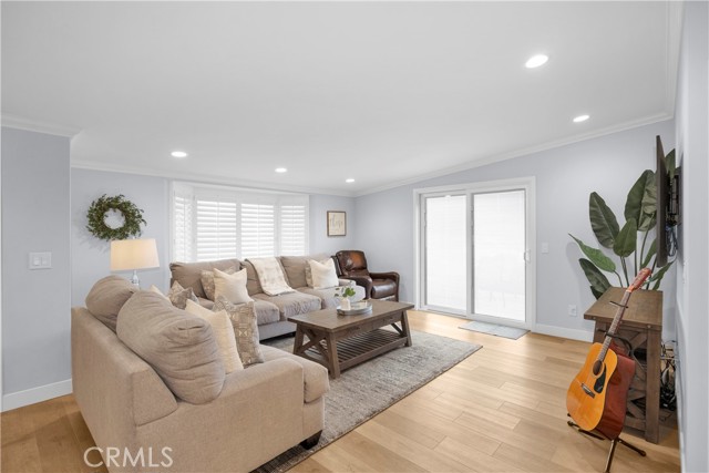 Detail Gallery Image 10 of 51 For 1671 Interlachen 285l,  Seal Beach,  CA 90740 - 2 Beds | 2 Baths