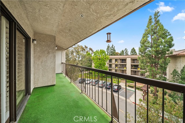 Image 7 of 17 For 13601 Del Monte Drive 75