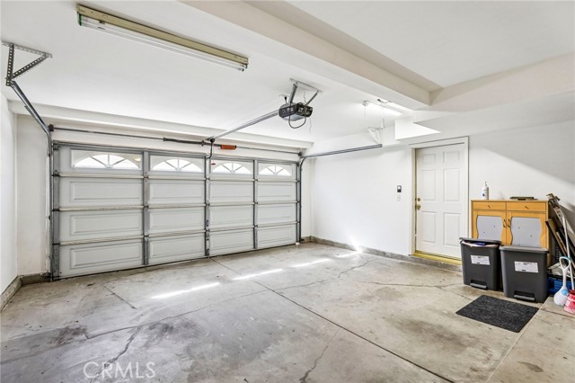 15908 Halldale, B photo 34