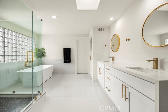 Detail Gallery Image 30 of 38 For 25311 Pike Rd, Laguna Hills,  CA 92653 - 4 Beds | 3/1 Baths