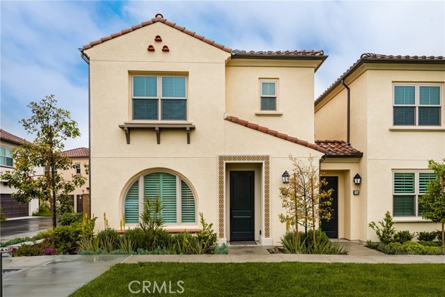 Detail Gallery Image 2 of 52 For 126 Sugarwood, Irvine,  CA 92618 - 3 Beds | 3/1 Baths