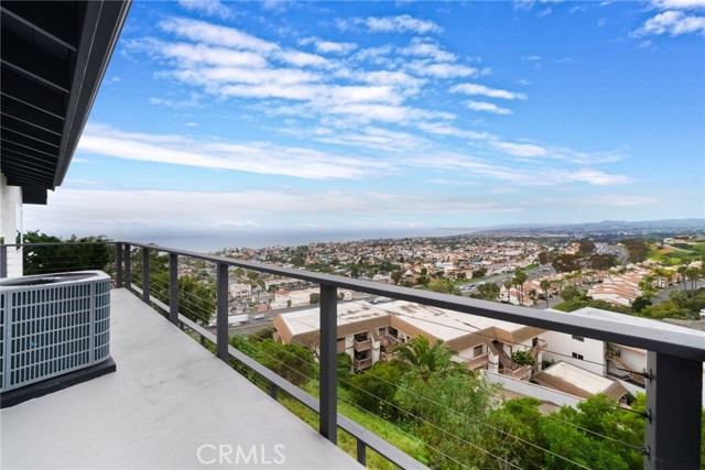 Detail Gallery Image 46 of 70 For 303 E Avenida Cordoba, San Clemente,  CA 92672 - 6 Beds | 4/1 Baths