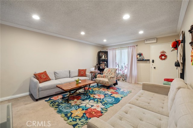 Detail Gallery Image 6 of 34 For 330 N Howard St #201,  Glendale,  CA 91206 - 2 Beds | 1 Baths