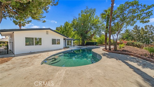 22137 Gresham Street, West Hills CA: https://media.crmls.org/medias/6995a502-5177-4adb-b5d0-245ea47814ae.jpg