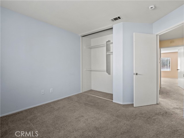 Detail Gallery Image 11 of 20 For 27024 Wolf Creek Trl #22,  Valencia,  CA 91354 - 2 Beds | 2 Baths