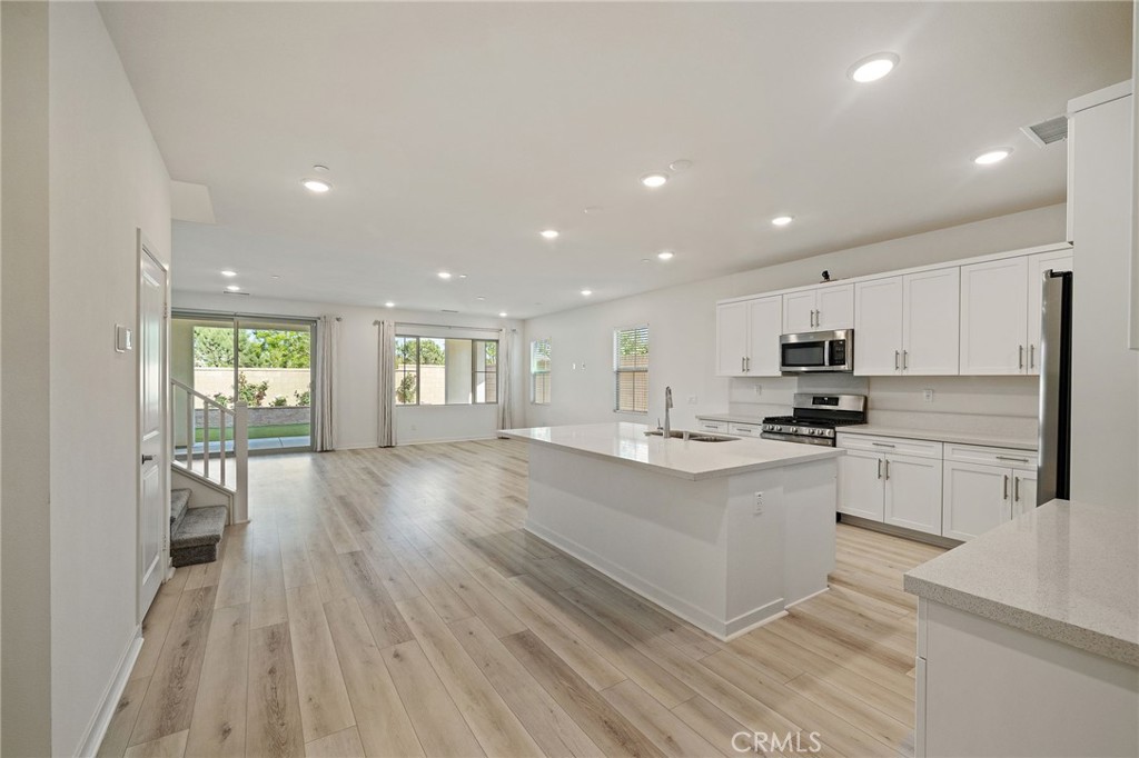 MLS #AR25084914 img 2