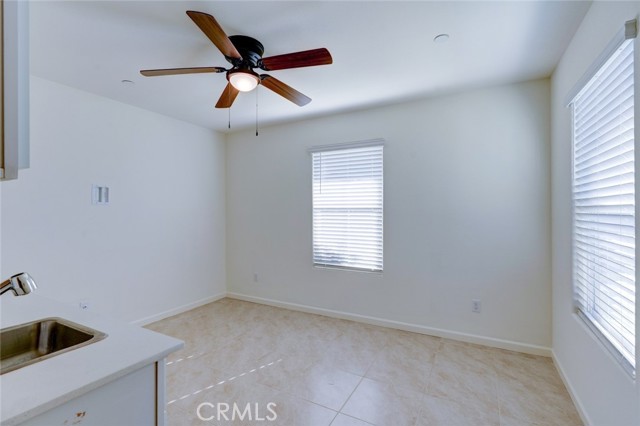 Detail Gallery Image 14 of 75 For 753 Heitz Way, Merced,  CA 95348 - 5 Beds | 3/1 Baths