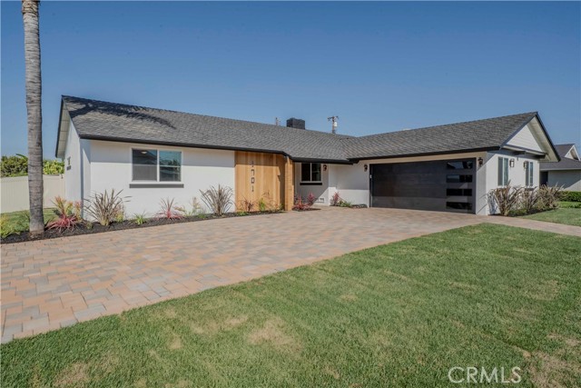 Detail Gallery Image 2 of 44 For 1701 Saybrook, Tustin,  CA 92780 - 3 Beds | 2 Baths