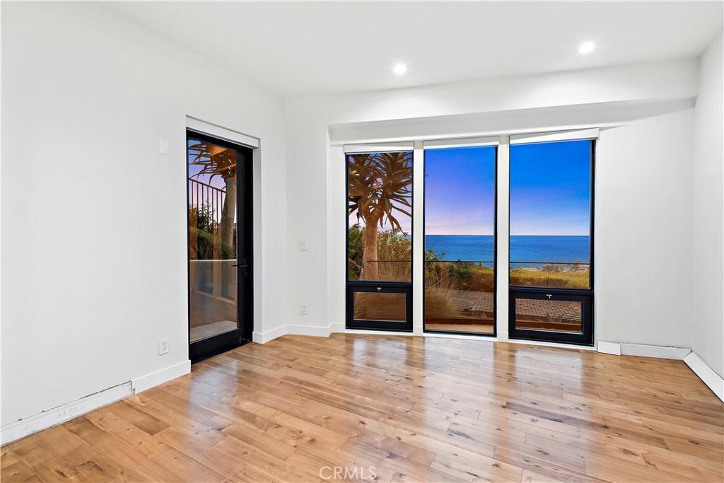 69992f97 7acd 4f84 82b5 E6ca3d5b82d1