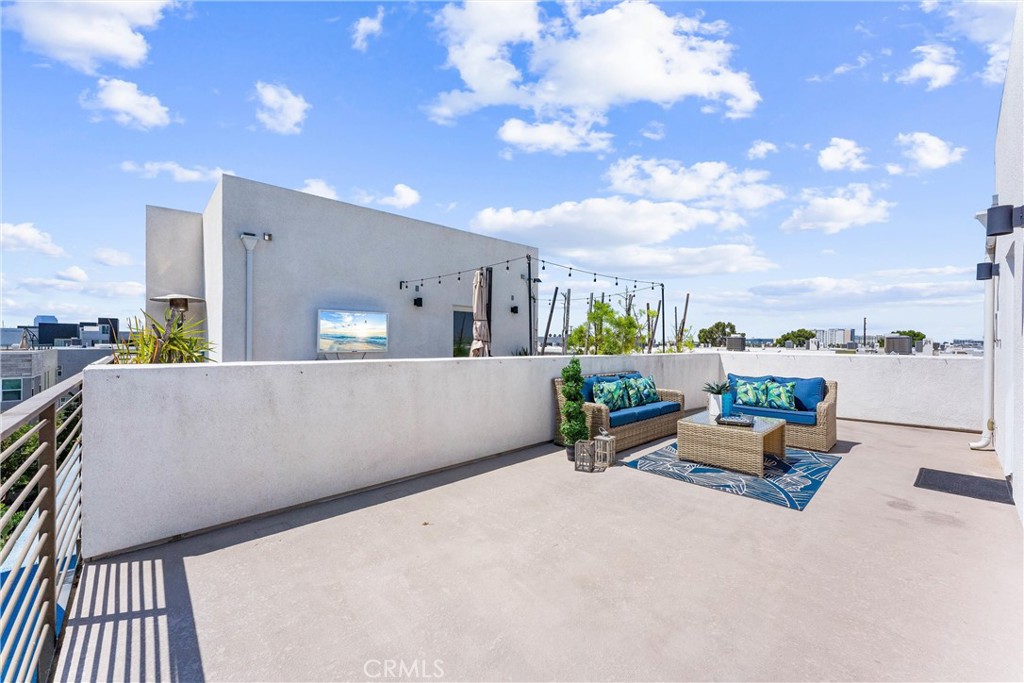 69994798 8743 4cf1 83dd 3339f80e1fc2