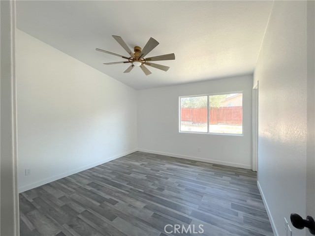 10779 Begonia Street, Adelanto CA: https://media.crmls.org/medias/6999a644-cfbc-45ee-a9bc-33eadc75548d.jpg