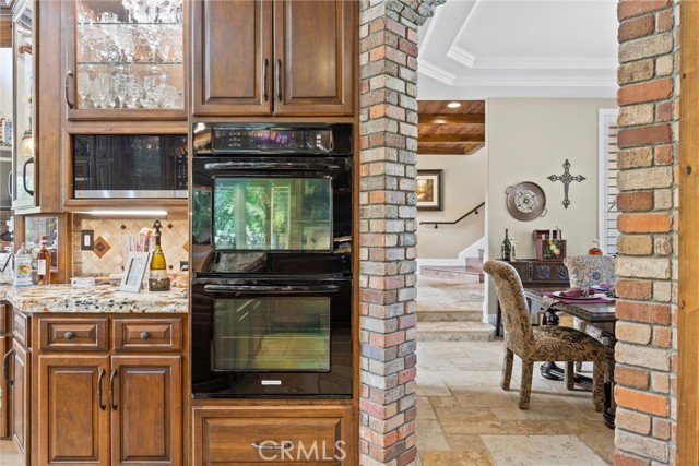 Detail Gallery Image 50 of 75 For 14025 Yokuts, Bakersfield,  CA 93306 - 4 Beds | 5 Baths