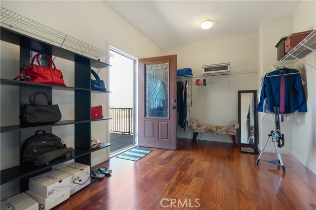 Master Walk In Closet
