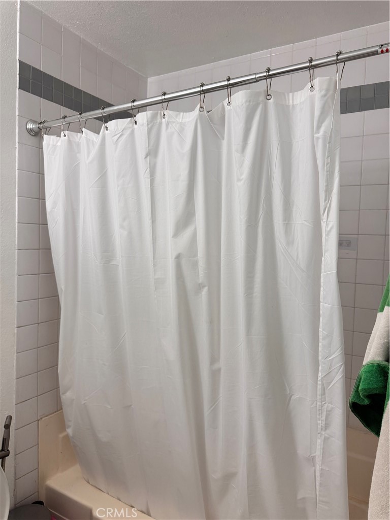 https://media.crmls.org/medias/699a8d4a-e935-4a70-854f-22ce70a9a6eb.jpg?preset=X-Large