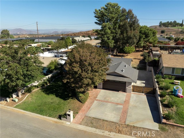 Detail Gallery Image 2 of 46 For 4967 Viceroy, Norco,  CA 92860 - 4 Beds | 2 Baths