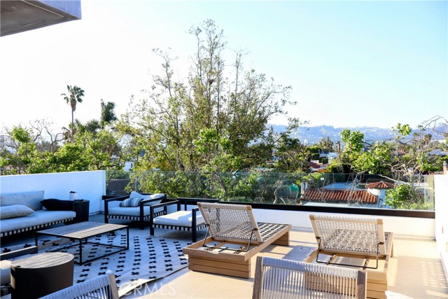 6430 Drexel AVE, Los Angeles CA: https://media.crmls.org/medias/699be3f6-21cf-4cde-98c5-504ae13a05b1.jpg